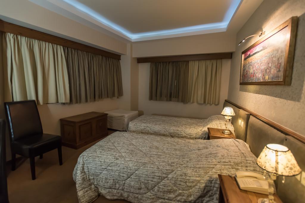 Hotel Anesis 3*